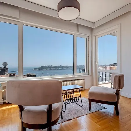 5-bedroom With Sea View