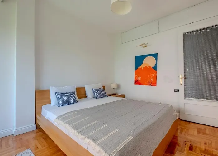 شقة 5-bedroom With Sea View *