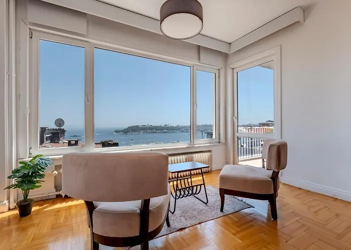 5-bedroom With Sea View