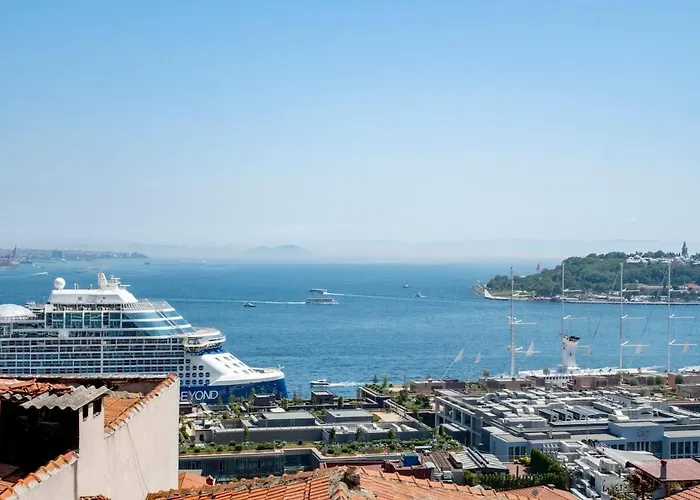 شقة 5-bedroom With Sea View اسطنبول