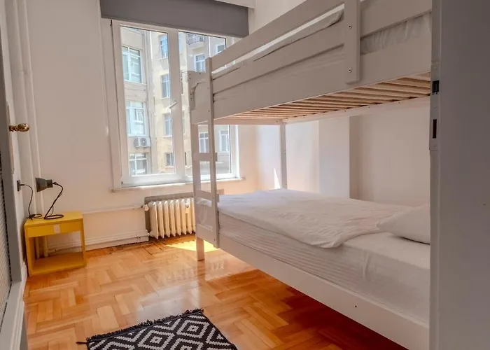 5-bedroom With Sea View