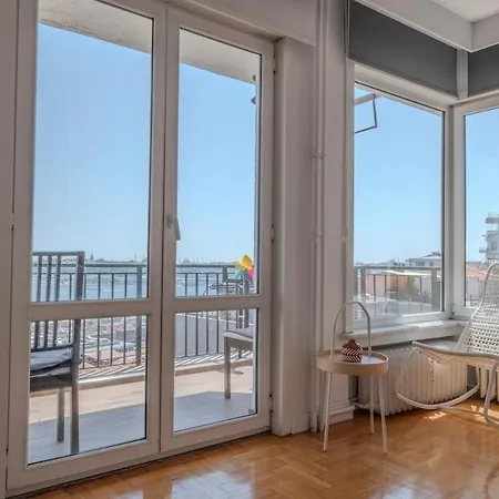 5-bedroom With Sea View 公寓