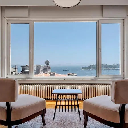 5-bedroom With Sea View דירה *