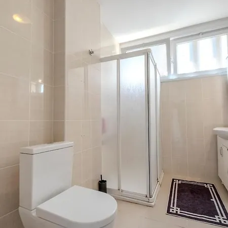 5-bedroom With Sea View * 伊斯坦布尔